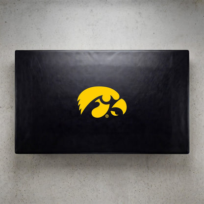 Wave7 - University of Iowa 7 Ft Custom Pool Table Cover  - 1080UIA1 view 2